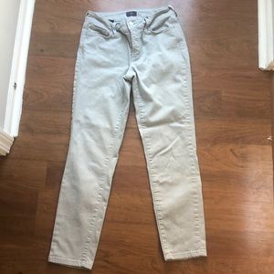 Light grey NYDJ stretchy ankle jeans